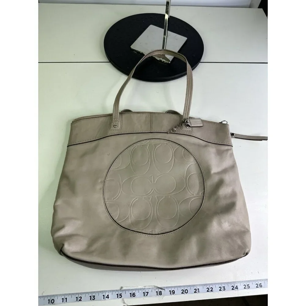 Coach Laura Taupe Leather Large Carryall Shoulder Bag Purse Handbag Logo F18336
